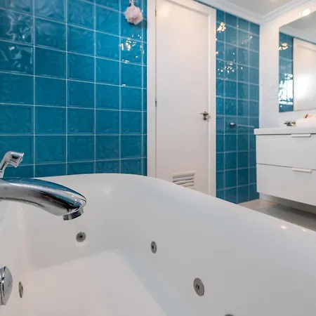 Vacation Marbella I Sea Views, 24-7 Security, Parking, Walk To Everything In Luxurious Puerto Banus Exterior foto